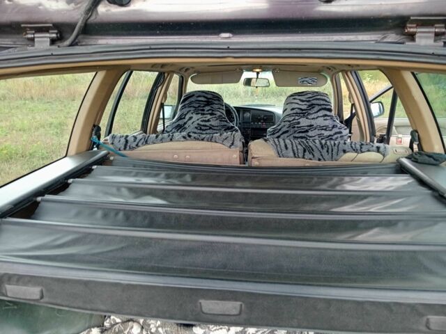 Коричневый Опель Омега, объемом двигателя 2 л и пробегом 280 тыс. км за 1000 $, фото 3 на Automoto.ua