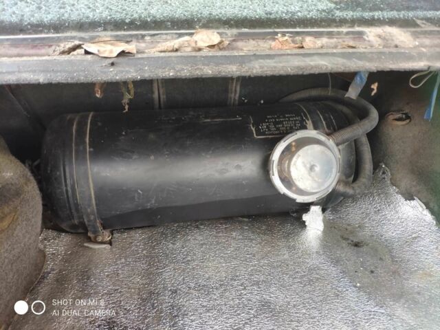 Красный Опель Омега, объемом двигателя 2 л и пробегом 250 тыс. км за 400 $, фото 7 на Automoto.ua