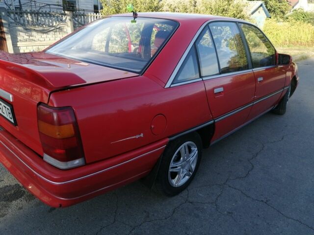 Красный Опель Омега, объемом двигателя 2 л и пробегом 200 тыс. км за 1200 $, фото 3 на Automoto.ua