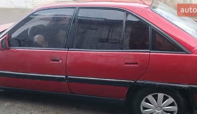 Червоний Опель Омега, об'ємом двигуна 2 л та пробігом 400 тис. км за 1200 $, фото 3 на Automoto.ua
