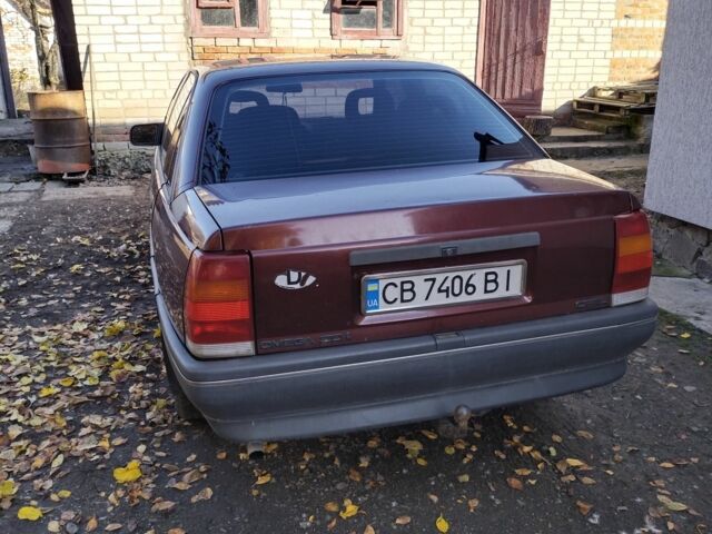 Красный Опель Омега, объемом двигателя 2 л и пробегом 400 тыс. км за 1691 $, фото 3 на Automoto.ua