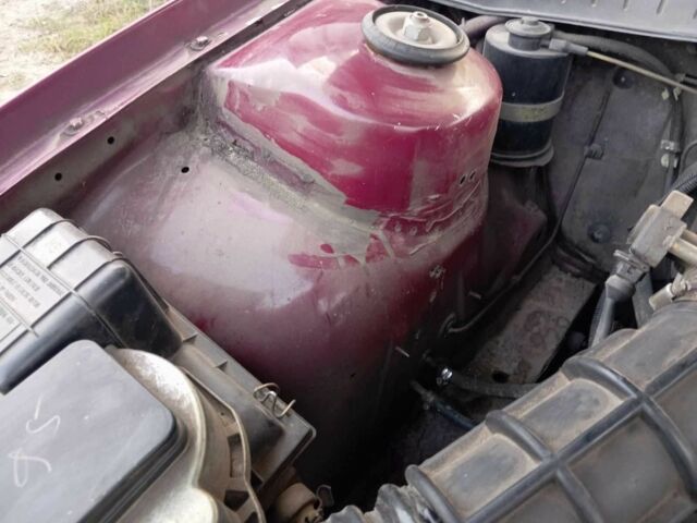 Красный Опель Омега, объемом двигателя 2 л и пробегом 333 тыс. км за 996 $, фото 17 на Automoto.ua