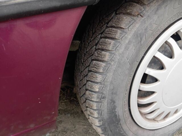 Красный Опель Омега, объемом двигателя 2 л и пробегом 333 тыс. км за 996 $, фото 20 на Automoto.ua