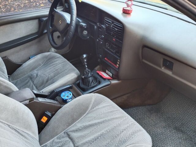 Красный Опель Омега, объемом двигателя 2 л и пробегом 400 тыс. км за 1691 $, фото 4 на Automoto.ua