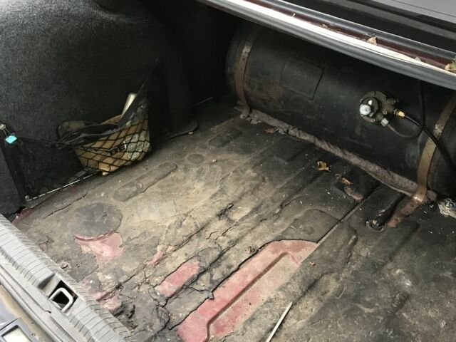 Красный Опель Омега, объемом двигателя 2 л и пробегом 343 тыс. км за 2000 $, фото 6 на Automoto.ua