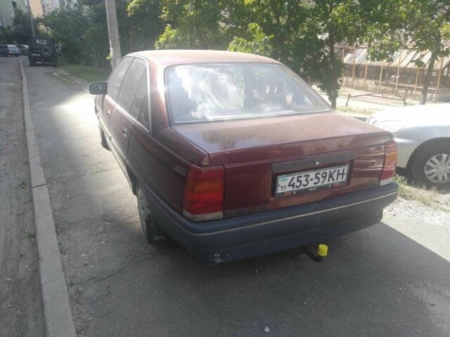 Красный Опель Омега, объемом двигателя 2 л и пробегом 218 тыс. км за 952 $, фото 1 на Automoto.ua