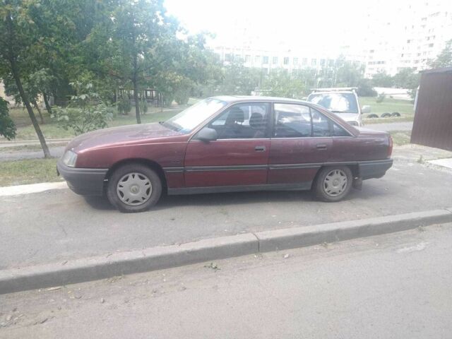 Красный Опель Омега, объемом двигателя 2 л и пробегом 218 тыс. км за 952 $, фото 3 на Automoto.ua