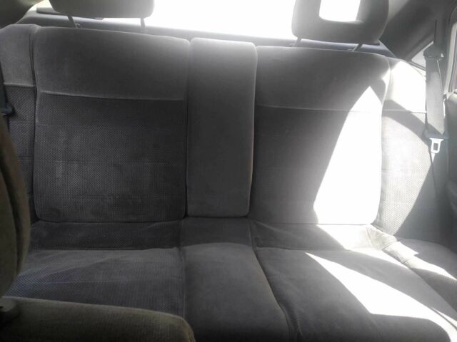 Красный Опель Омега, объемом двигателя 2 л и пробегом 218 тыс. км за 952 $, фото 10 на Automoto.ua