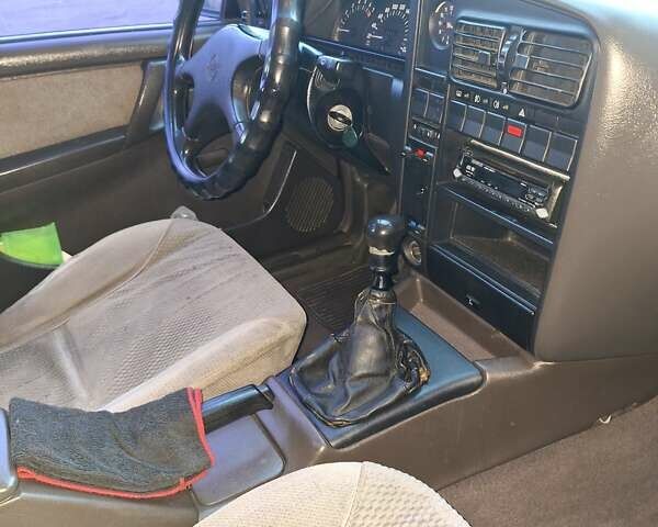 Червоний Опель Омега, об'ємом двигуна 2 л та пробігом 384 тис. км за 1250 $, фото 14 на Automoto.ua