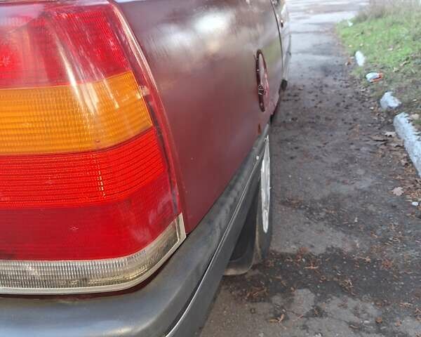 Червоний Опель Омега, об'ємом двигуна 2 л та пробігом 384 тис. км за 1250 $, фото 7 на Automoto.ua