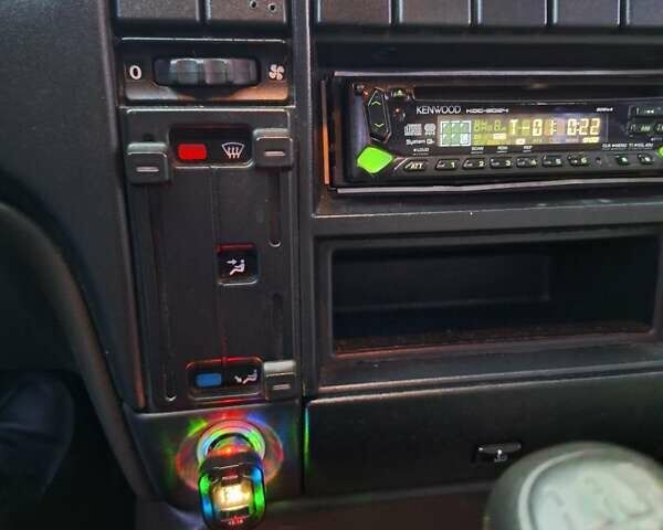 Червоний Опель Омега, об'ємом двигуна 2 л та пробігом 384 тис. км за 1250 $, фото 21 на Automoto.ua