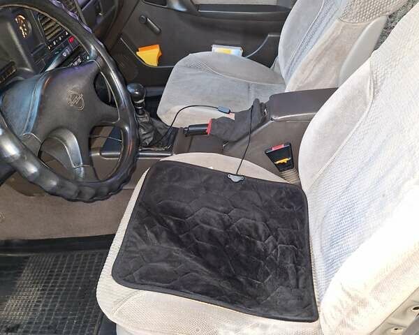 Червоний Опель Омега, об'ємом двигуна 2 л та пробігом 384 тис. км за 1250 $, фото 24 на Automoto.ua