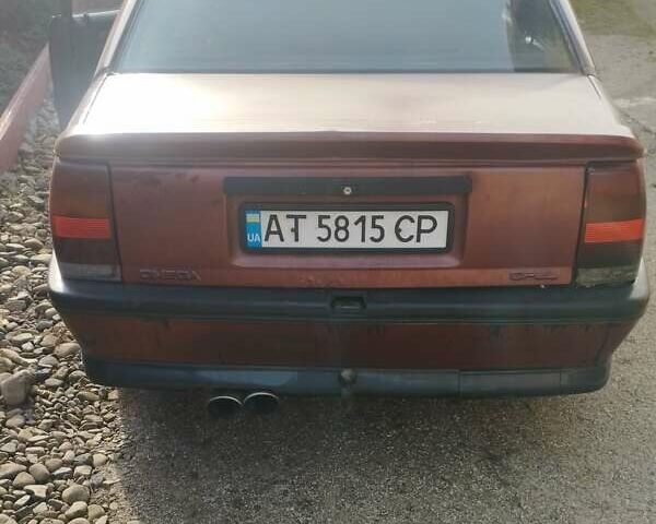 Красный Опель Омега, объемом двигателя 2 л и пробегом 350 тыс. км за 999 $, фото 2 на Automoto.ua