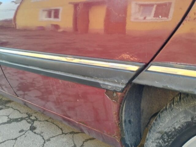 Красный Опель Омега, объемом двигателя 2 л и пробегом 670 тыс. км за 500 $, фото 7 на Automoto.ua