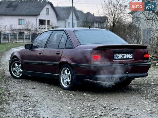 Красный Опель Омега, объемом двигателя 2 л и пробегом 350 тыс. км за 1099 $, фото 4 на Automoto.ua