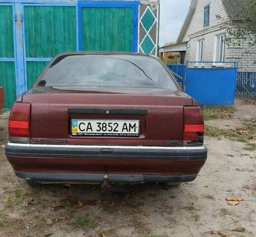 Опель Омега 1991 в Житомире на Automoto.ua Красный Опель Омега, объемом двигателя 2.6 л и пробегом 200 тыс. км за 1100 $, фото 2 на Automoto.ua