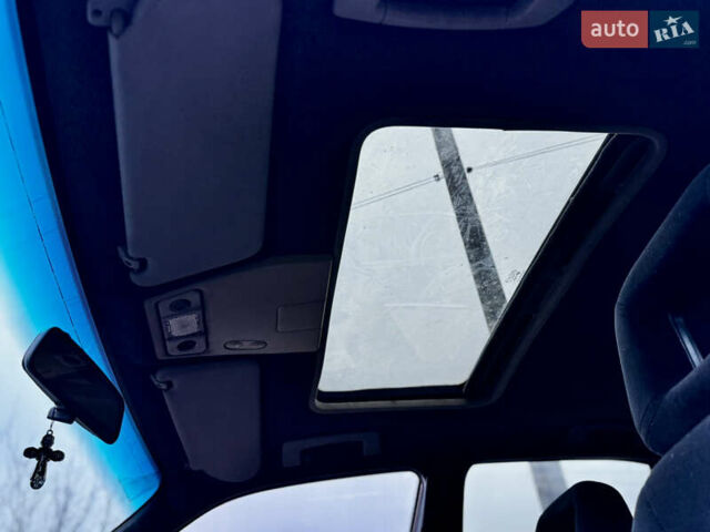 Красный Опель Омега, объемом двигателя 2 л и пробегом 350 тыс. км за 1099 $, фото 13 на Automoto.ua