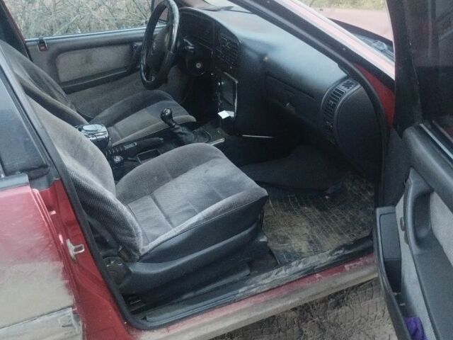 Красный Опель Омега, объемом двигателя 2 л и пробегом 3 тыс. км за 800 $, фото 1 на Automoto.ua