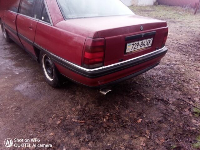 Красный Опель Омега, объемом двигателя 2 л и пробегом 200 тыс. км за 1650 $, фото 4 на Automoto.ua