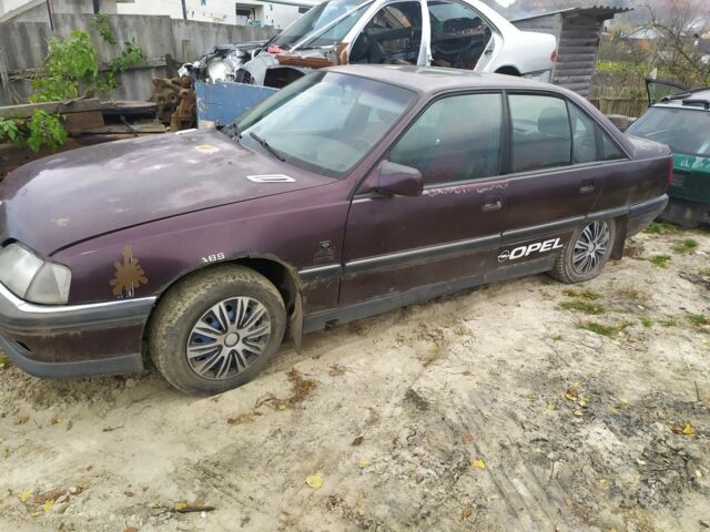 Красный Опель Омега, объемом двигателя 0 л и пробегом 765 тыс. км за 600 $, фото 2 на Automoto.ua
