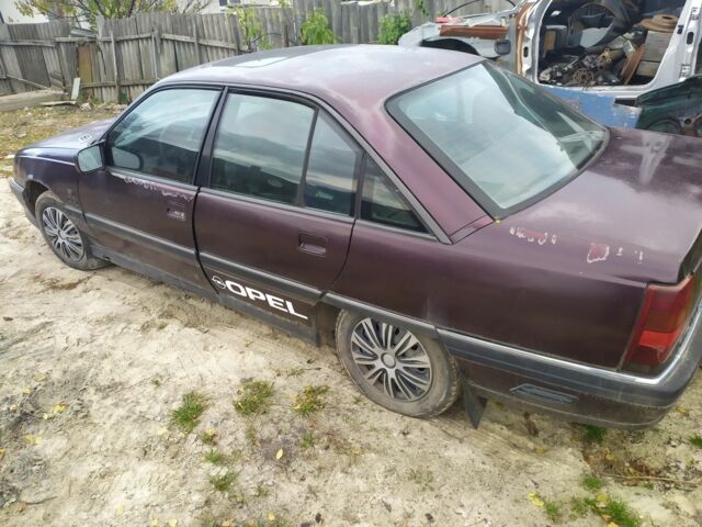 Красный Опель Омега, объемом двигателя 0 л и пробегом 765 тыс. км за 600 $, фото 3 на Automoto.ua