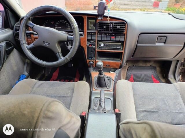 Червоний Опель Омега, об'ємом двигуна 2 л та пробігом 273 тис. км за 1500 $, фото 4 на Automoto.ua