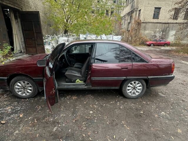 Красный Опель Омега, объемом двигателя 2 л и пробегом 363 тыс. км за 900 $, фото 6 на Automoto.ua