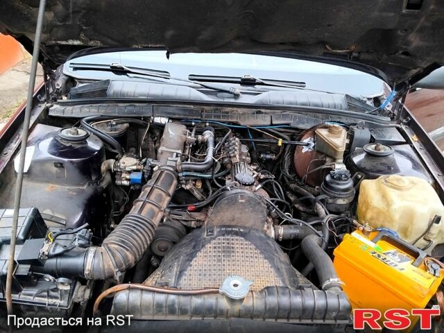 Красный Опель Омега, объемом двигателя 2 л и пробегом 380 тыс. км за 1650 $, фото 3 на Automoto.ua