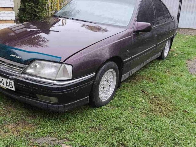 Красный Опель Омега, объемом двигателя 0 л и пробегом 235 тыс. км за 1600 $, фото 2 на Automoto.ua