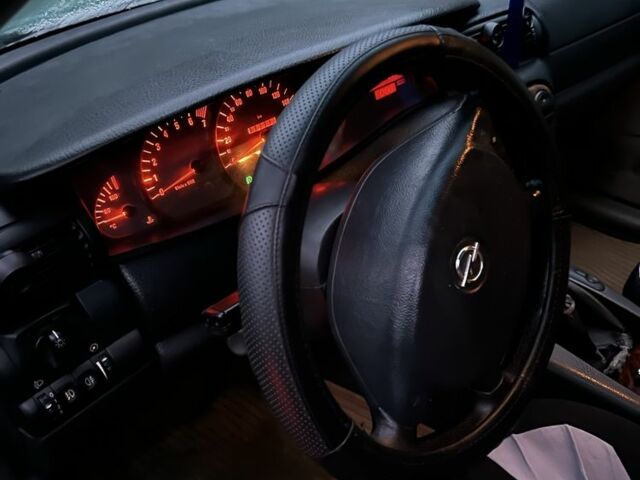 Красный Опель Омега, объемом двигателя 2 л и пробегом 330 тыс. км за 1900 $, фото 2 на Automoto.ua