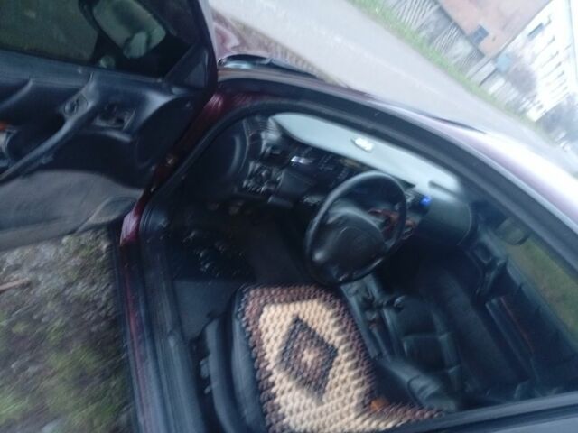 Червоний Опель Омега, об'ємом двигуна 2 л та пробігом 65 тис. км за 1550 $, фото 11 на Automoto.ua