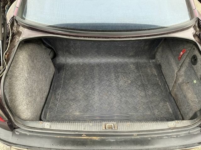 Красный Опель Омега, объемом двигателя 2.5 л и пробегом 390 тыс. км за 1800 $, фото 15 на Automoto.ua