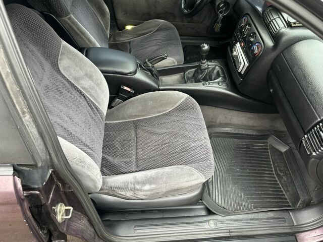 Красный Опель Омега, объемом двигателя 2.5 л и пробегом 390 тыс. км за 1800 $, фото 19 на Automoto.ua