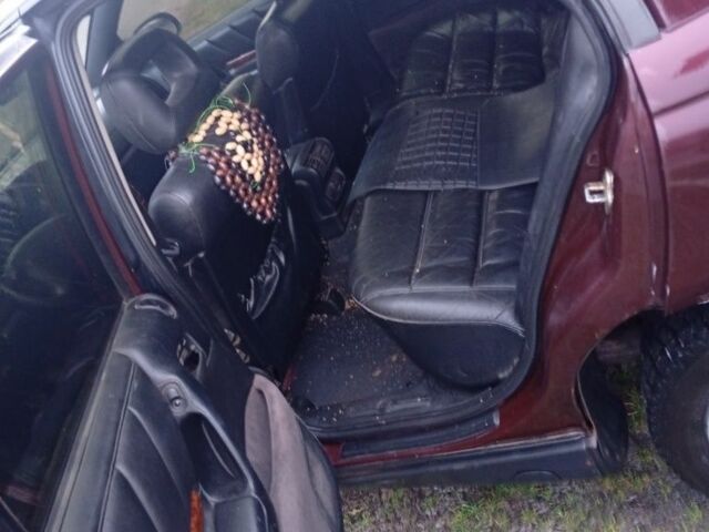 Червоний Опель Омега, об'ємом двигуна 2 л та пробігом 65 тис. км за 1550 $, фото 14 на Automoto.ua