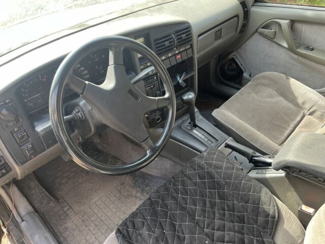 Опель Омега 1995 в Краматорске на Automoto.ua Красный Опель Омега, объемом двигателя 2 л и пробегом 325 тыс. км за 476 $, фото 2 на Automoto.ua