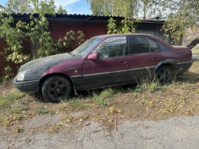 Опель Омега 1995 в Краматорске на Automoto.ua Красный Опель Омега, объемом двигателя 2 л и пробегом 325 тыс. км за 476 $, фото 3 на Automoto.ua