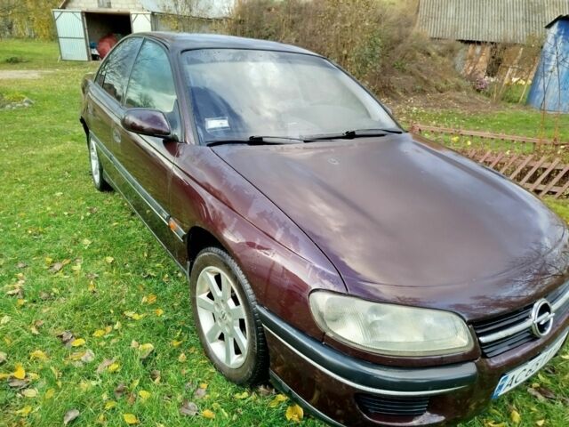 Опель Омега 1997 в Луцке на Automoto.ua Красный Опель Омега, объемом двигателя 2 л и пробегом 334 тыс. км за 2000 $, фото 1 на Automoto.ua