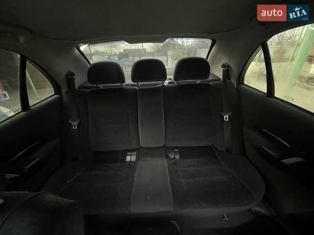 Красный Опель Омега, объемом двигателя 2 л и пробегом 193 тыс. км за 1800 $, фото 5 на Automoto.ua