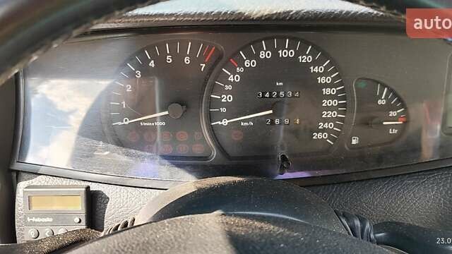 Червоний Опель Омега, об'ємом двигуна 2.5 л та пробігом 344 тис. км за 2800 $, фото 10 на Automoto.ua