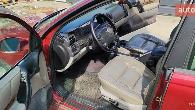 Червоний Опель Омега, об'ємом двигуна 2.5 л та пробігом 344 тис. км за 2800 $, фото 3 на Automoto.ua