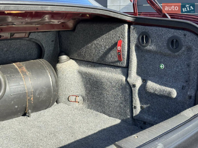 Красный Опель Омега, объемом двигателя 2 л и пробегом 298 тыс. км за 3500 $, фото 13 на Automoto.ua