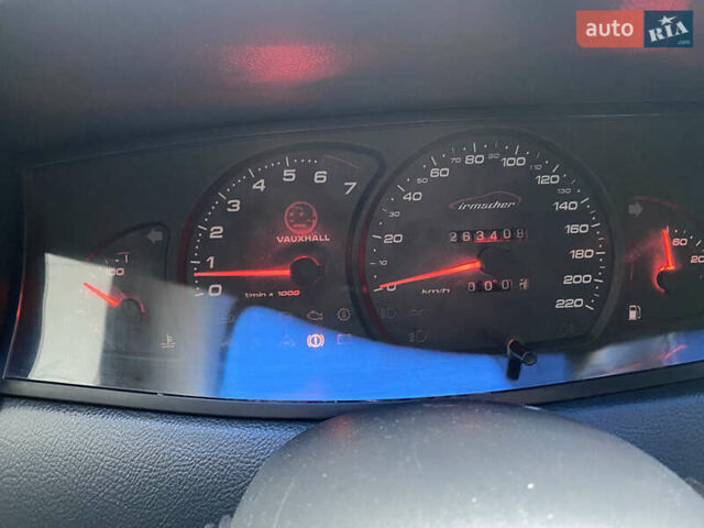 Красный Опель Омега, объемом двигателя 2.2 л и пробегом 286 тыс. км за 3750 $, фото 6 на Automoto.ua