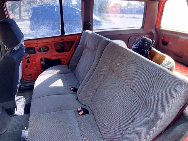 Красный Опель Омега, объемом двигателя 2 л и пробегом 290 тыс. км за 650 $, фото 6 на Automoto.ua