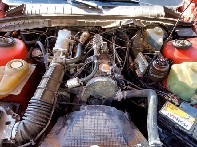 Красный Опель Омега, объемом двигателя 2 л и пробегом 290 тыс. км за 650 $, фото 7 на Automoto.ua