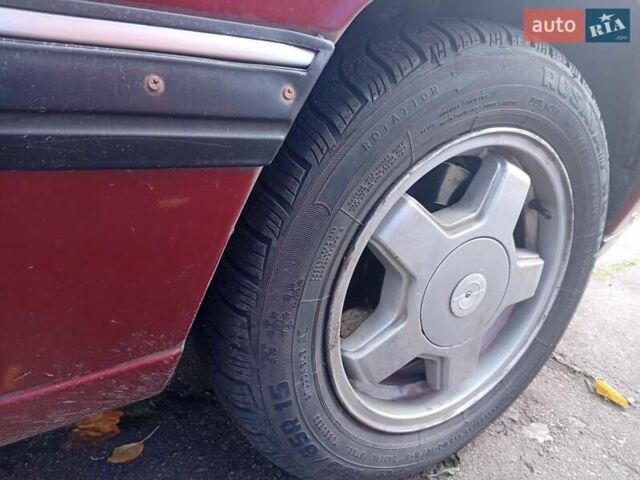 Красный Опель Омега, объемом двигателя 2 л и пробегом 400 тыс. км за 1300 $, фото 9 на Automoto.ua