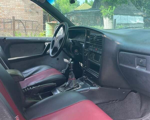 Червоний Опель Омега, об'ємом двигуна 2 л та пробігом 490 тис. км за 826 $, фото 1 на Automoto.ua