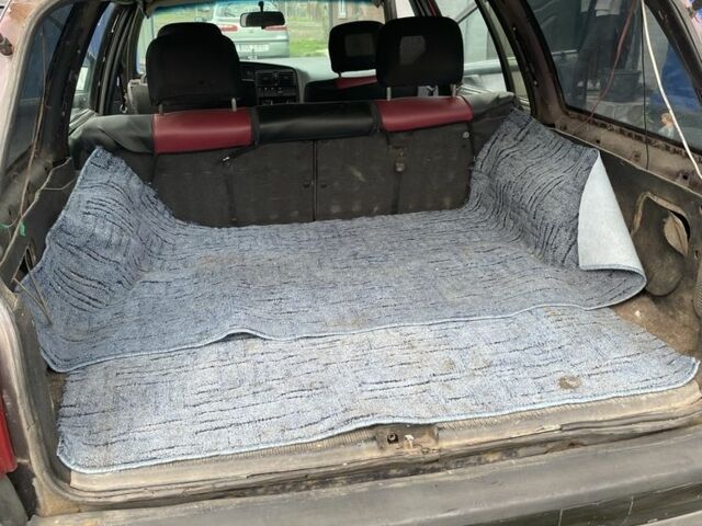 Красный Опель Омега, объемом двигателя 2 л и пробегом 490 тыс. км за 45000 $, фото 4 на Automoto.ua