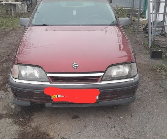 Красный Опель Омега, объемом двигателя 0 л и пробегом 300 тыс. км за 474 $, фото 1 на Automoto.ua