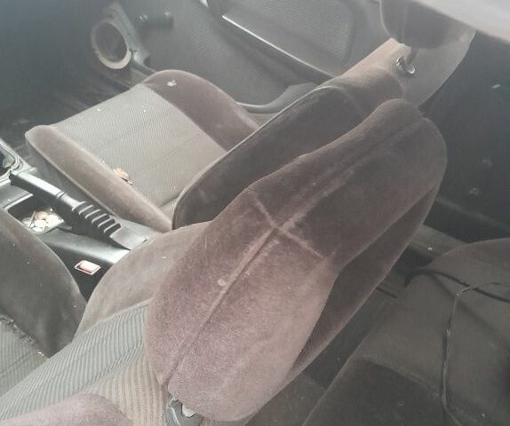 Красный Опель Омега, объемом двигателя 0 л и пробегом 300 тыс. км за 474 $, фото 3 на Automoto.ua