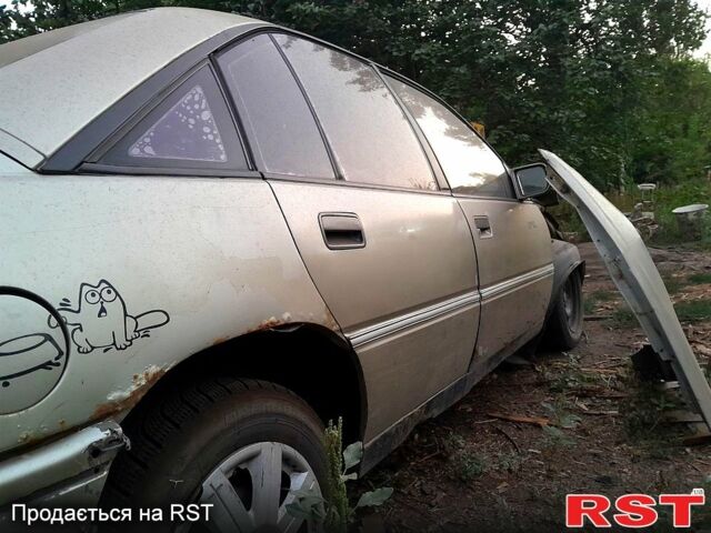 Опель Омега, объемом двигателя 18 л и пробегом 0 тыс. км за 360 $, фото 7 на Automoto.ua